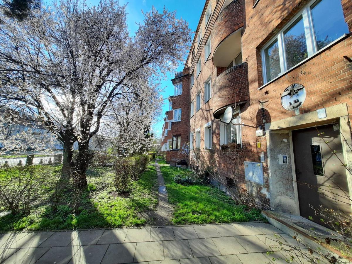 Kawalerka Hallera Vratislav Exteriér fotografie